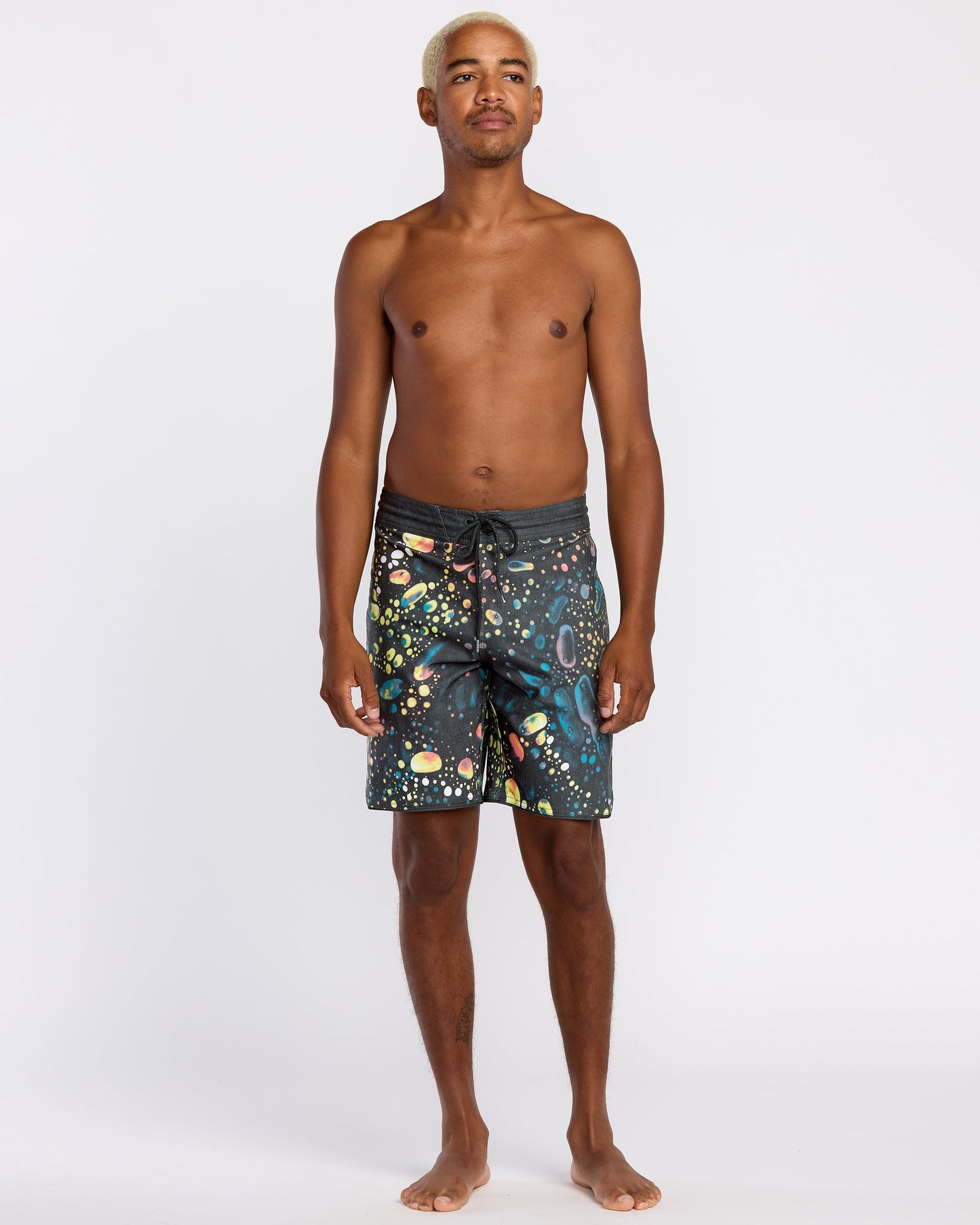 Men's Excite Stoney Scallop 19" Swim Trunks