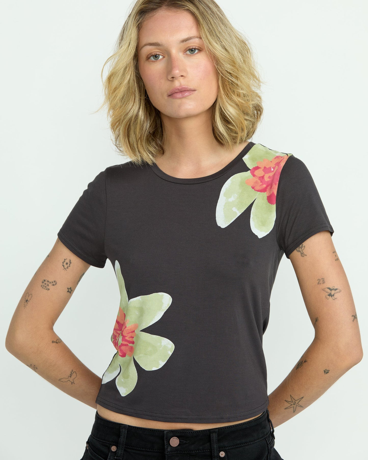 Women's Starstone Glow Short Sleeve Tee